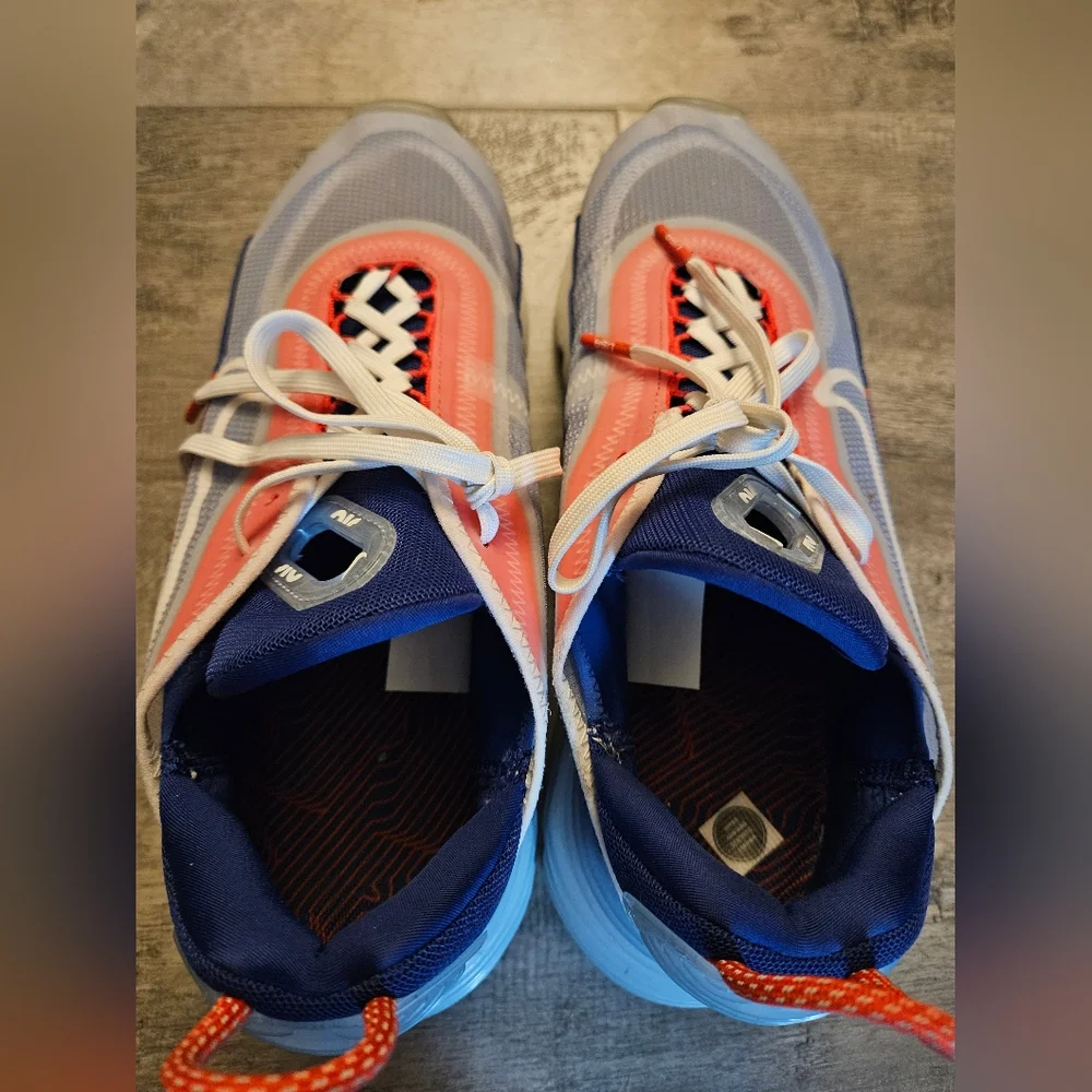 Nike Mens Sneakers - Picture 7 of 9